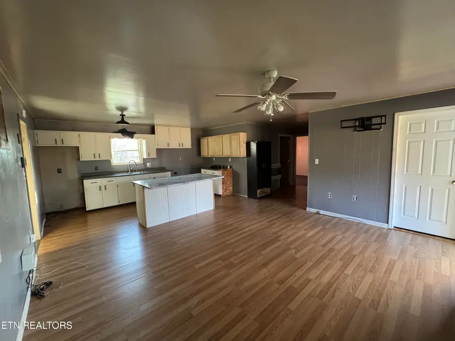 318 Ped Rd, Winfield, TN 37892 - #3