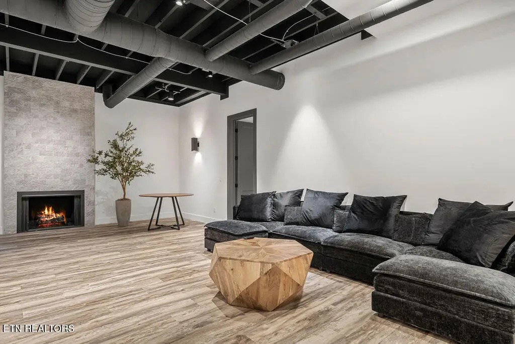 4406 Long Rifle Rd, Sevierville, TN 37862 - #1