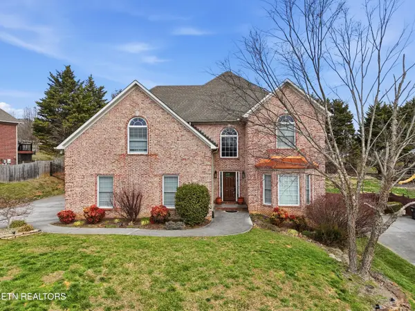 1712 Burnside Drive, Maryville, TN 37801