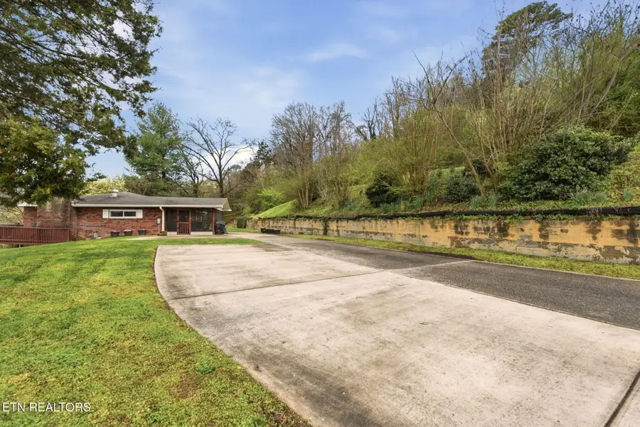 104 Richards Drive, Oliver Springs, TN 37840 - #3