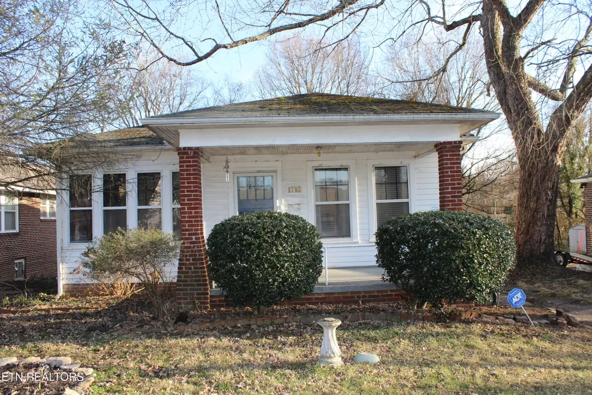 1718 Albert Ave, Knoxville, TN 37917 - #1