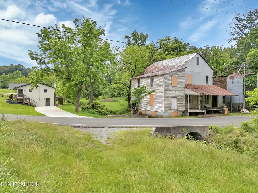 331 Clover Hill Rd, Maryville, TN 37801 - #3