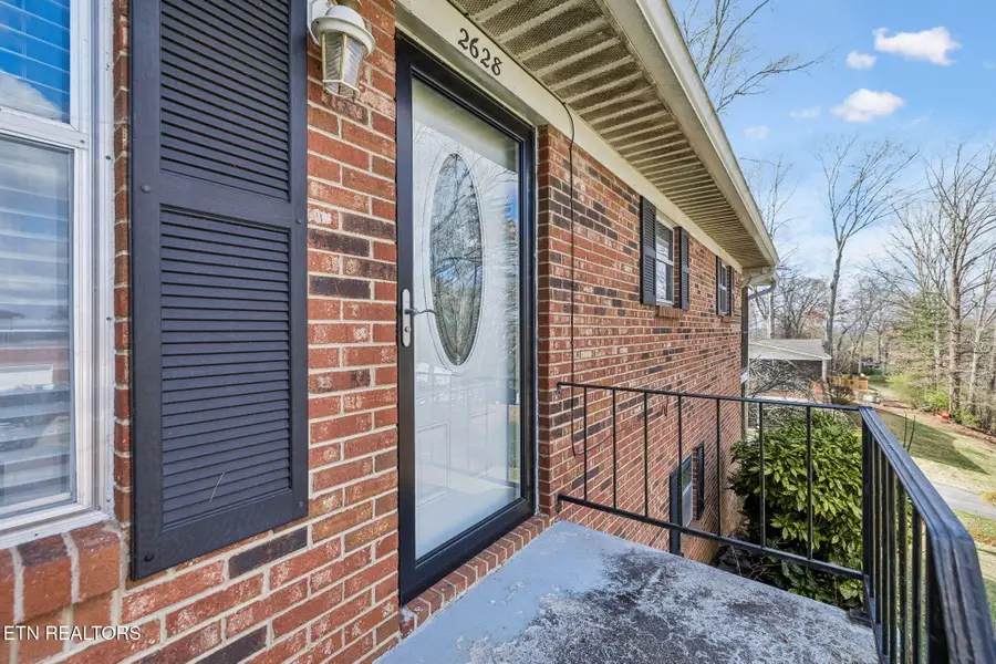 2628 Rahn Ave, Maryville, TN 37804 - #3