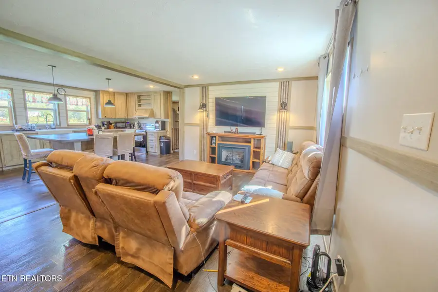 316 Morris Demps Rd, Sparta, TN 38583 - #2