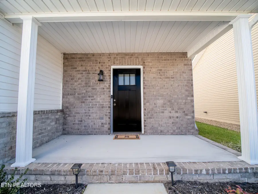 4720 Stoneyhurst Lane, Knoxville, TN 37918 - #3