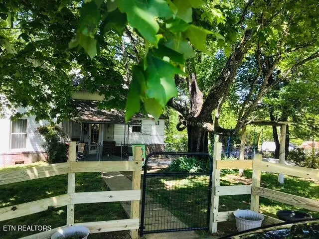 359 Depot St, Vonore, TN 37885 - #3