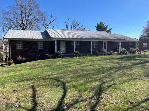 4352 Mccloud Rd, Knoxville, TN 37938