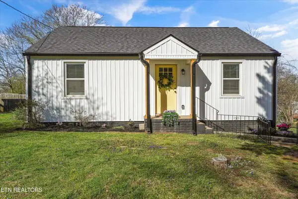 3501 Feathers St, Knoxville, TN 37920