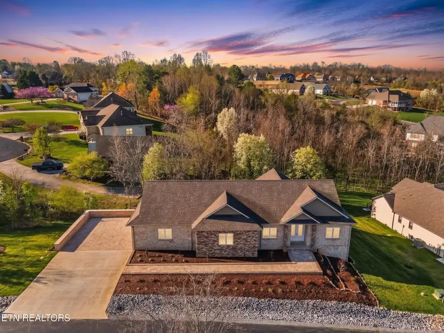 119 Hanani Tr, Vonore, TN 37885 - #2