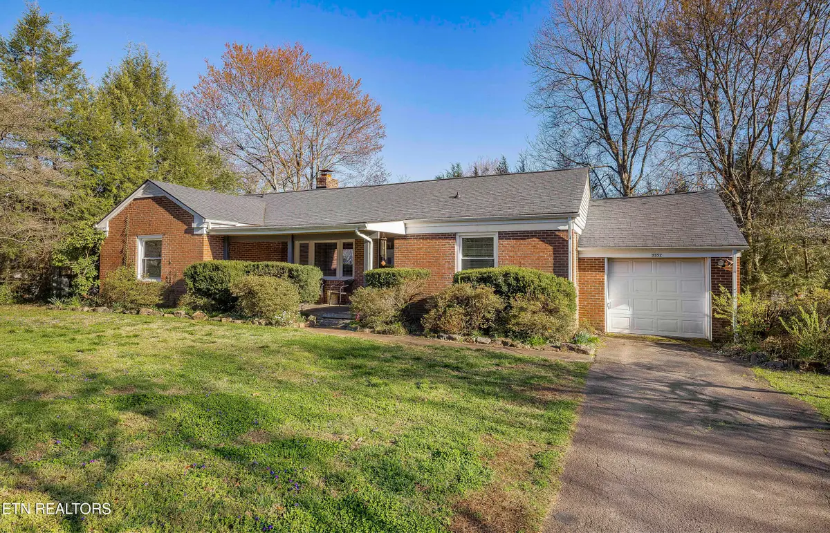 3352 NE Kenilworth Lane, Knoxville, TN 37917 - #1