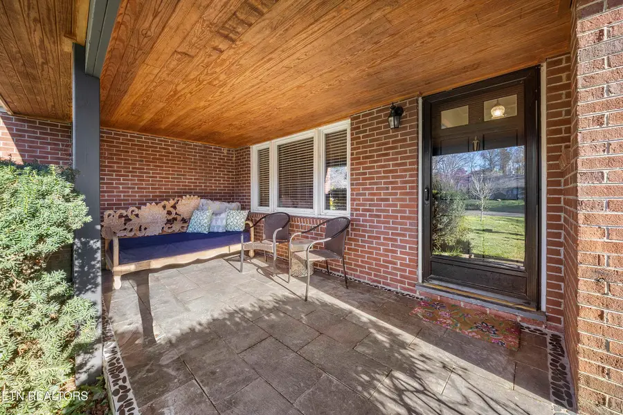 3352 NE Kenilworth Lane, Knoxville, TN 37917 - #2