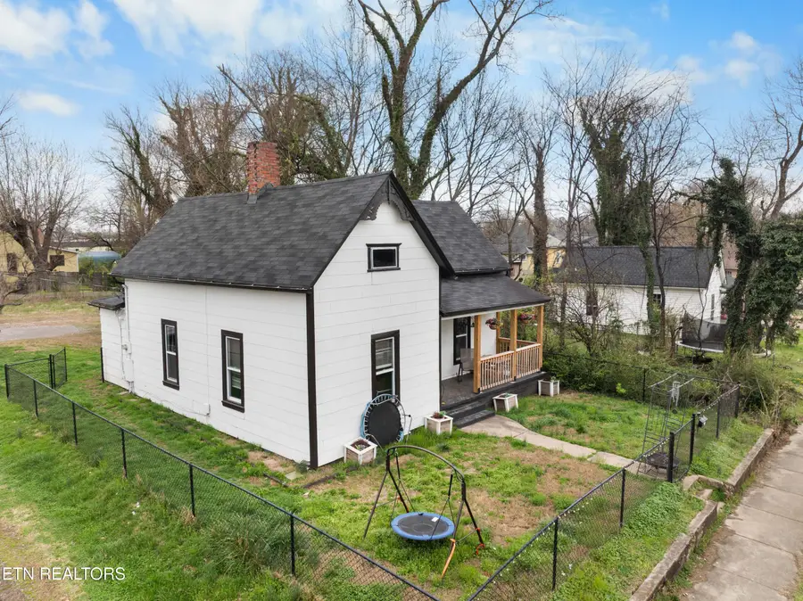 2918 Johnston St, Knoxville, TN 37921 - #2