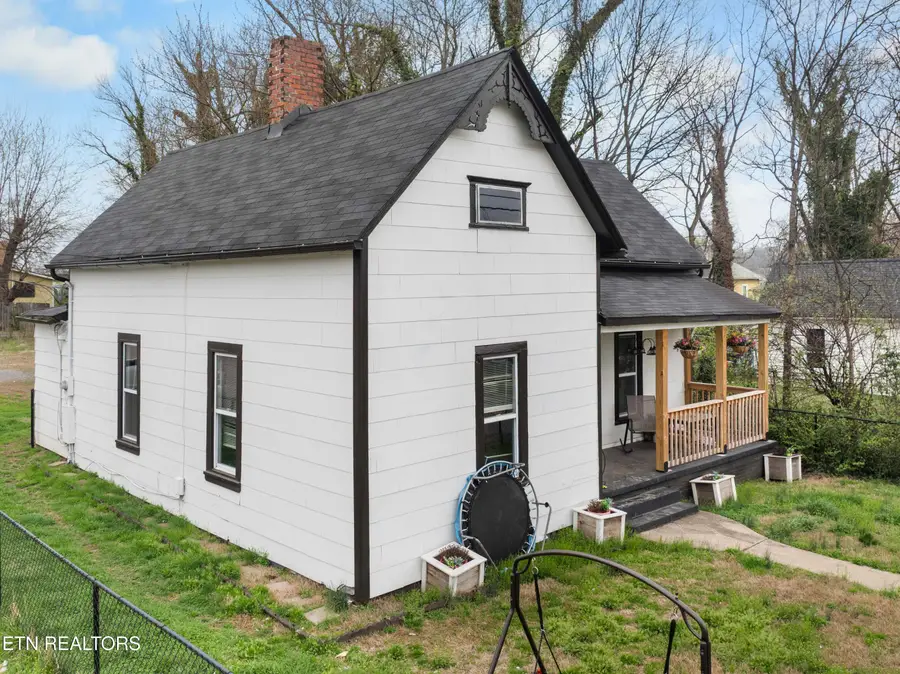 2918 Johnston St, Knoxville, TN 37921 - #3