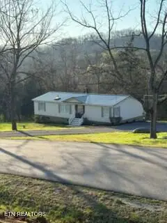 2214 Hinds Creek Rd, Heiskell, TN 37754