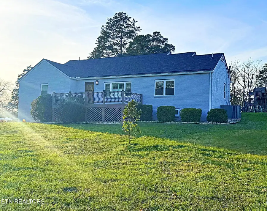 503 W Beaver Creek Drive, Powell, TN 37849 - #2