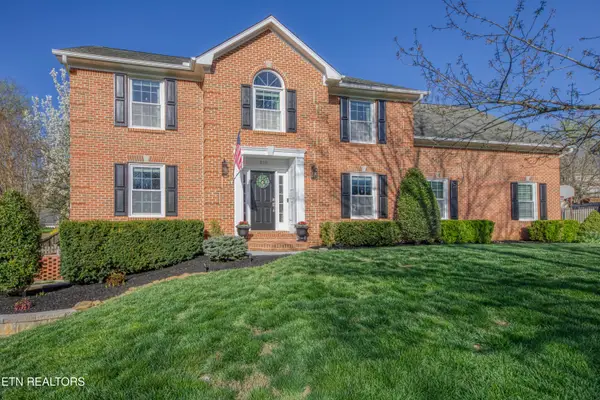 510 Maple Tree Drive, Knoxville, TN 37934