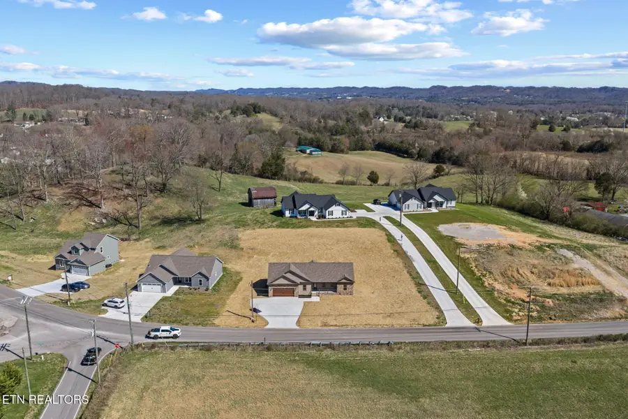 380 Hillvale Road, Clinton, TN 37716 - #3