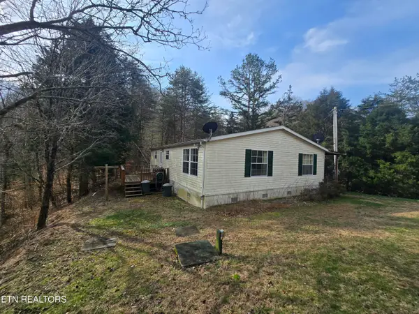 406 Wallen Rd, Kyles Ford, TN 37765