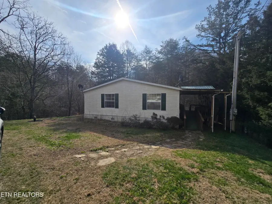 406 Wallen Rd, Kyles Ford, TN 37765 - #2