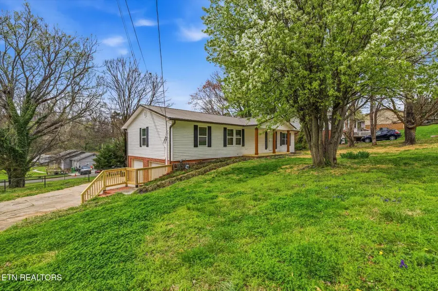 2001 Wayne Circle, Maryville, TN 37804 - #3