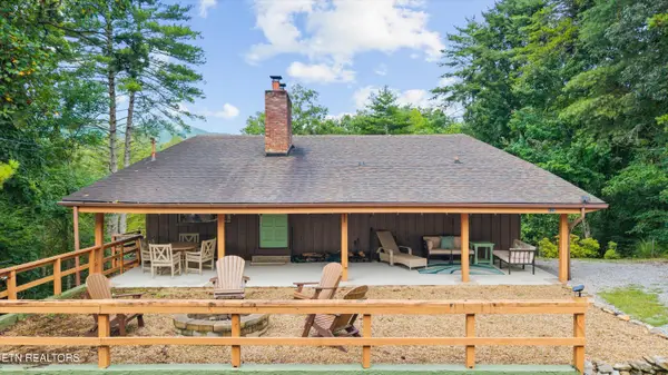 123 Cutter Gap Rd, Townsend, TN 37882