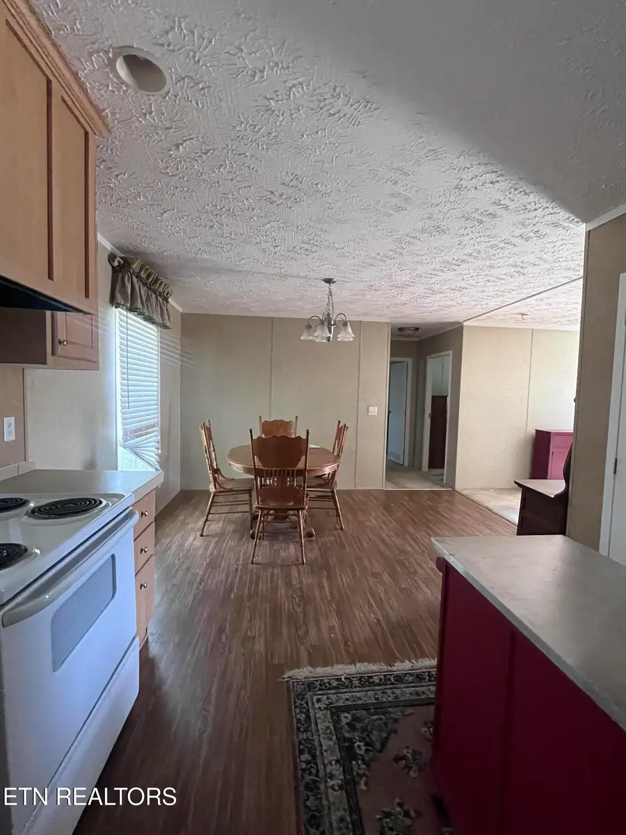 414 Palmer St, Kingston, TN 37763 - #3