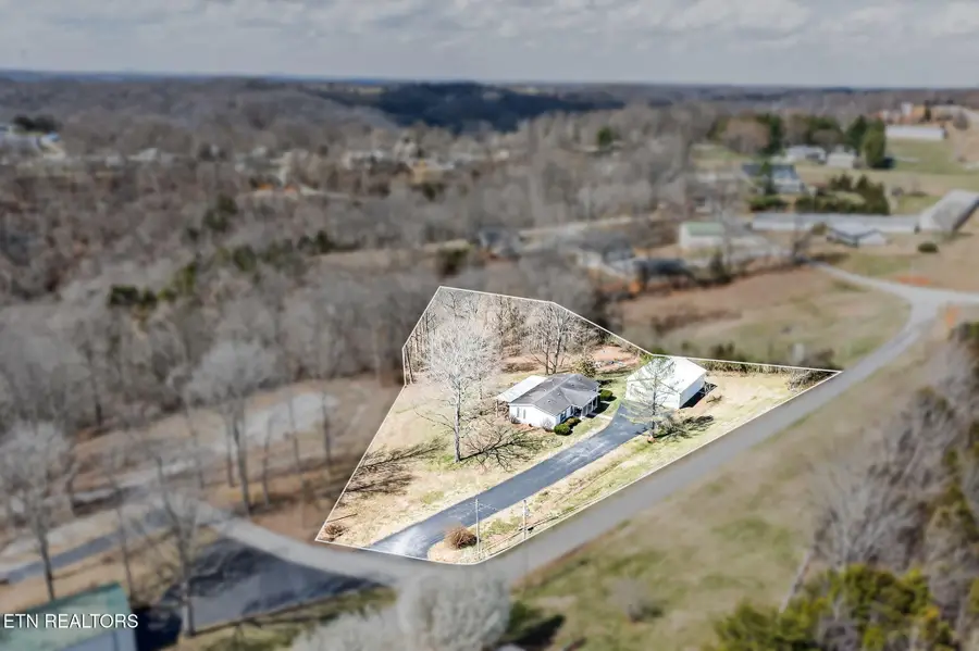 1541 Hassler Loop, Byrdstown, TN 38549 - #3