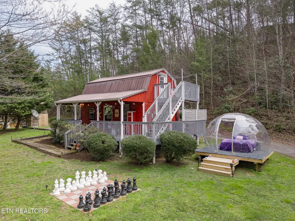 4424 & 4428 Grindstone Ridge Rd, Pigeon Forge, TN 37863 - #1