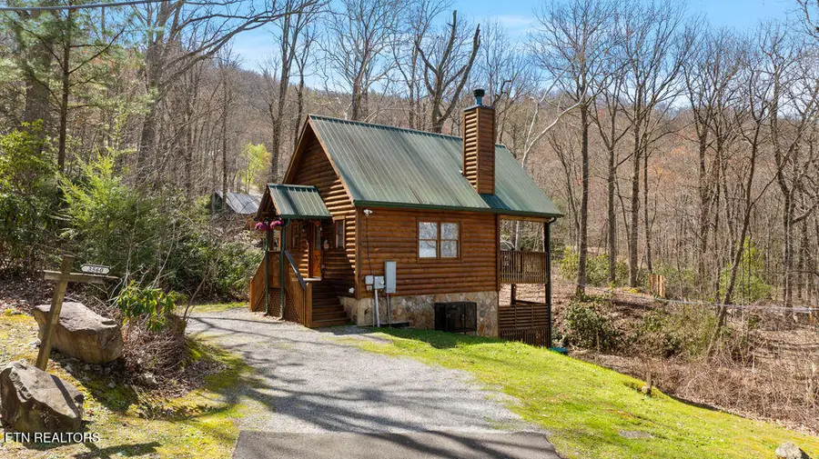 3560 Scottish Highland Way, Sevierville, TN 37862 - #3