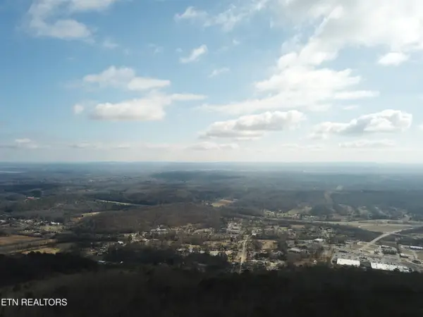 Hotwater Rd, Soddy-Daisy, TN 37379