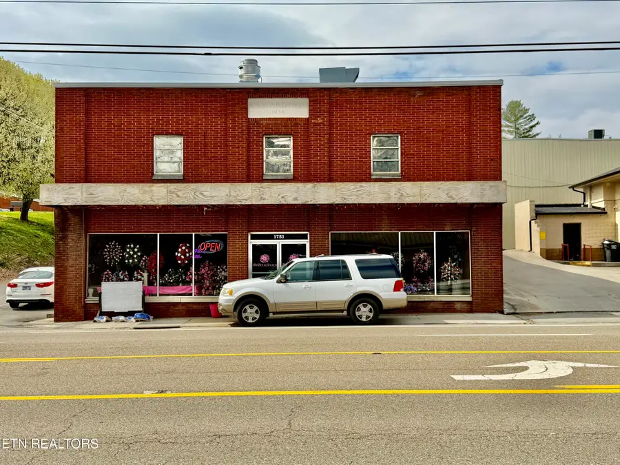 1751 N Broad St, Tazewell, TN 37879 - #3