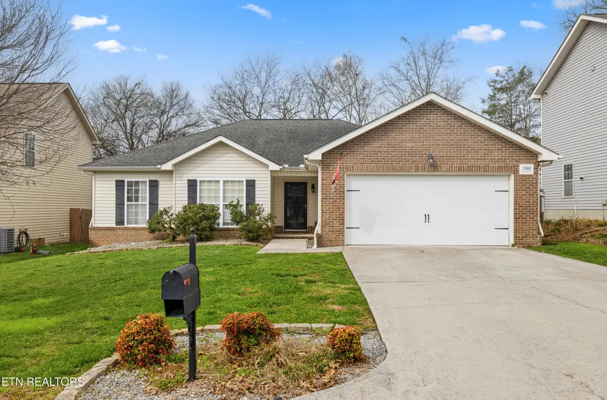 1960 Mahogany Wood Tr, Knoxville, TN 37920 - #1