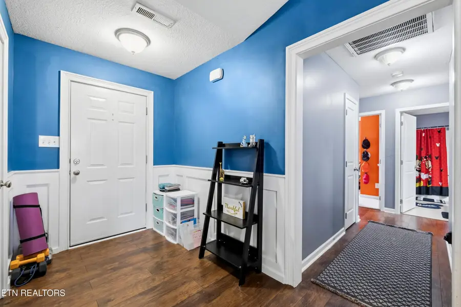 1960 Mahogany Wood Tr, Knoxville, TN 37920 - #2