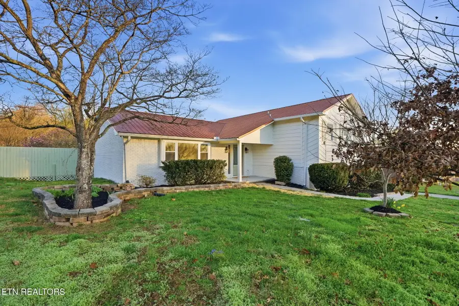 2085 Seven Oaks Drive, Morristown, TN 37814 - #2