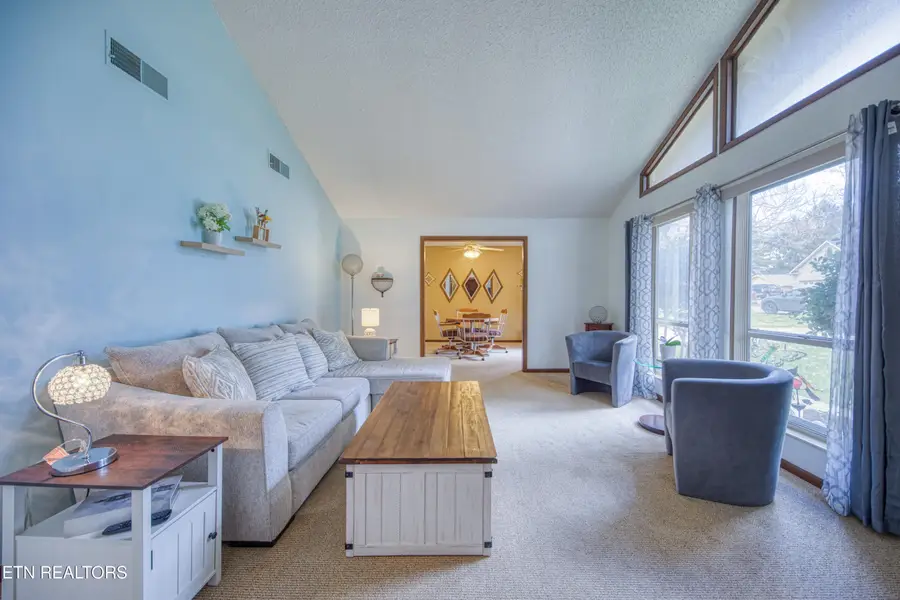 901 Roderick Rd, Knoxville, TN 37923 - #3