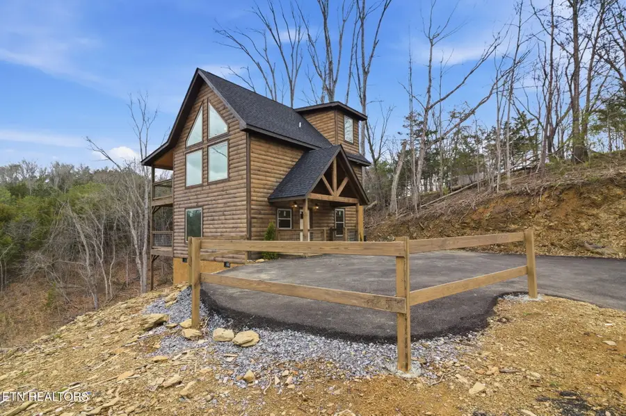 893 Beverly Hills Drive, Sevierville, TN 37862 - #3