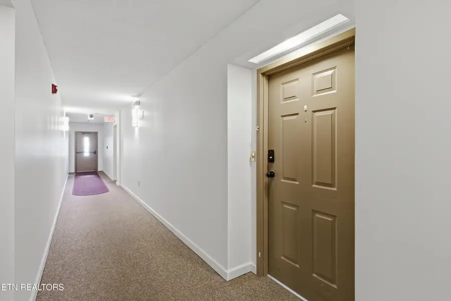 110 Regal Tower, Maryville, TN 37804 - #2