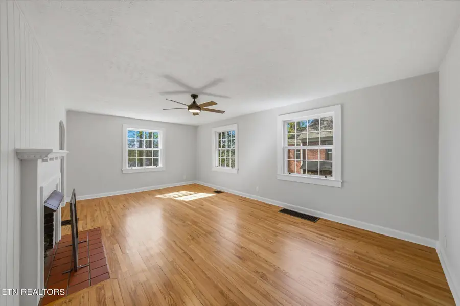 5707 NW Woodburn Drive, Knoxville, TN 37919 - #3