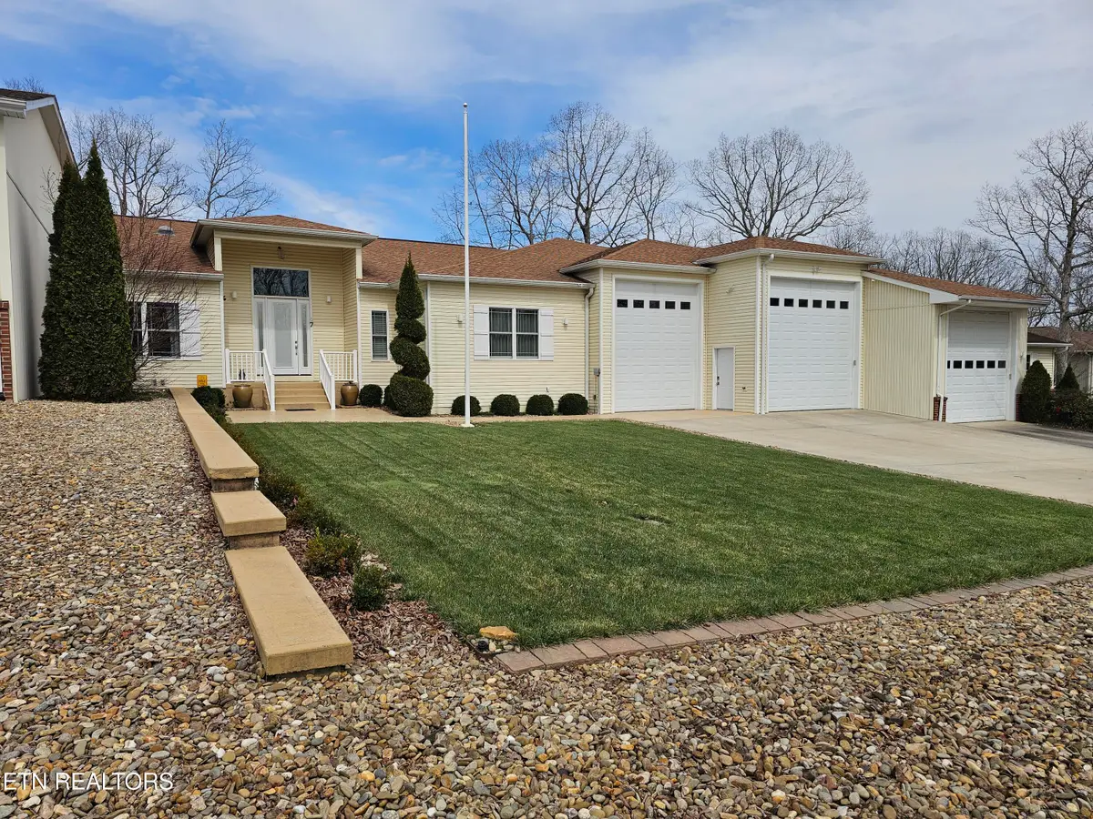 27 Hickory Hollow Circle, Crossville, TN 38555 - #1