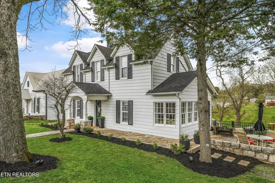 115 N Farnum St, Friendsville, TN 37737 - #2