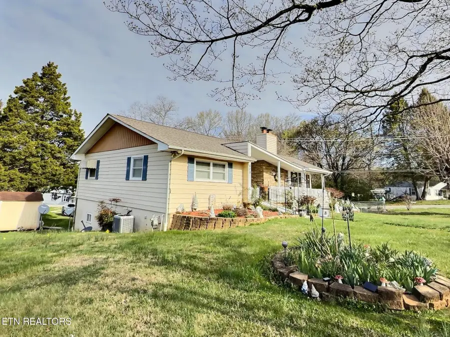 609 Metler Drive, Knoxville, TN 37912 - #2