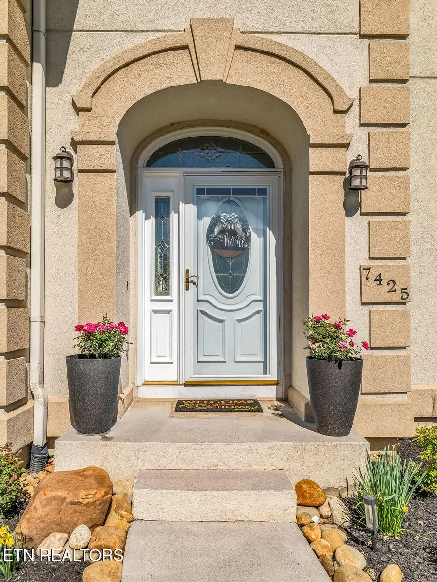 7425 Lawford Rd, Knoxville, TN 37919 - #2