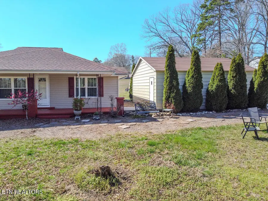 1205 Elliott St, Athens, TN 37303 - #2