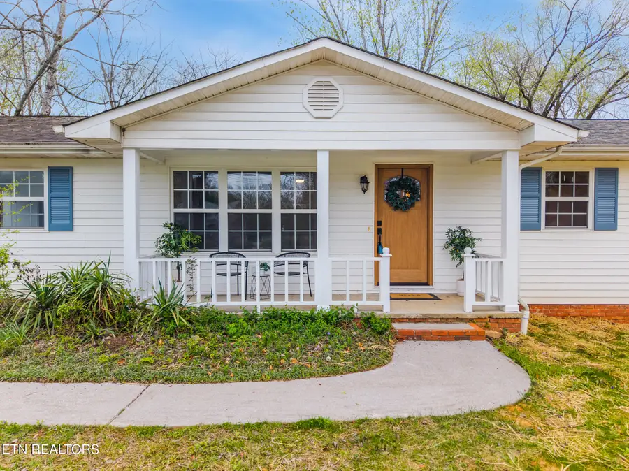 315 Dell Rd, Maryville, TN 37804 - #3