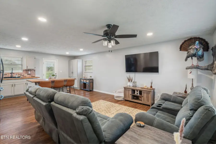 258 Meadow Brook Rd, Sweetwater, TN 37874 - #2