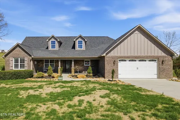 1330 Rippling Waters Circle, Sevierville, TN 37876