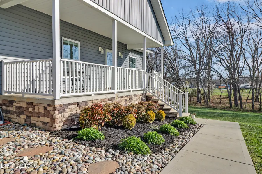 209 Adams Creek Rd, Crossville, TN 38571 - #2