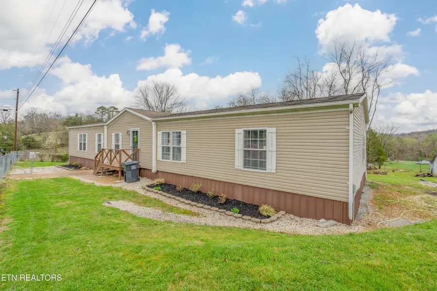 120 Sweet St, New Tazewell, TN 37825 - #3