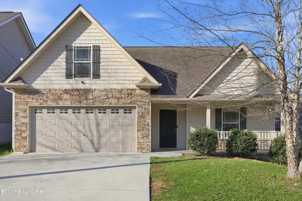 1711 Cove Oak Lane, Knoxville, TN 37909