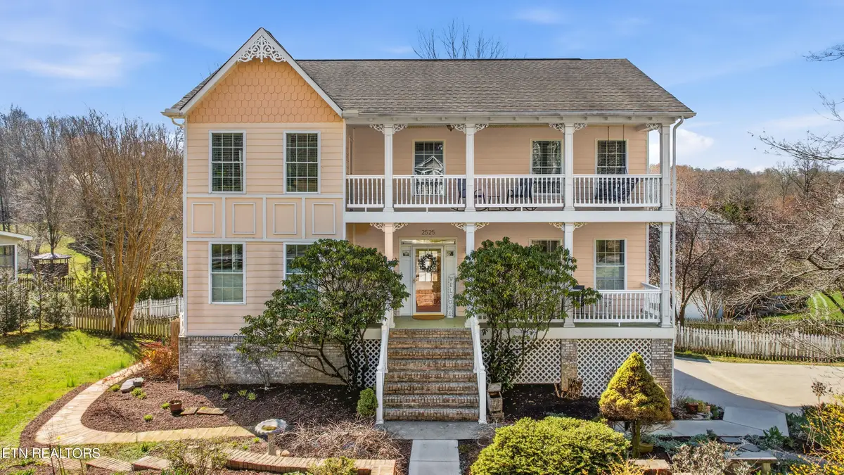 2525 Poppywood Rd, Knoxville, TN 37932 - #1